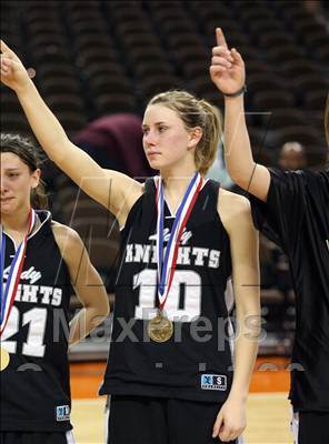 Thumbnail 3 in Lindsay vs Martins Mill (UIL D1 1A  Semifinals) photogallery.