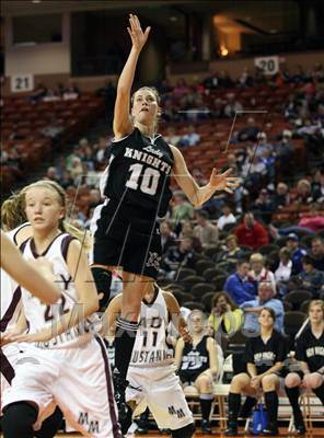 Thumbnail 3 in Lindsay vs Martins Mill (UIL D1 1A  Semifinals) photogallery.