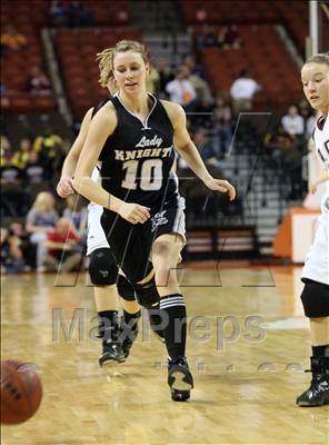 Thumbnail 1 in Lindsay vs Martins Mill (UIL D1 1A  Semifinals) photogallery.
