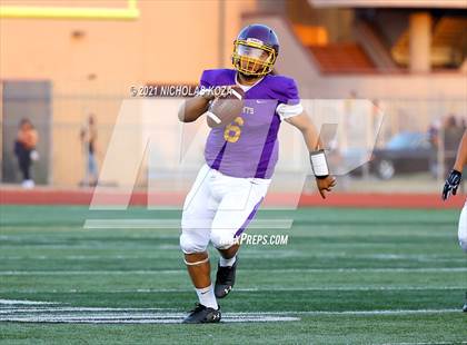 Thumbnail 2 in Lynwood vs. Firebaugh (Lynwood City Classic) photogallery.