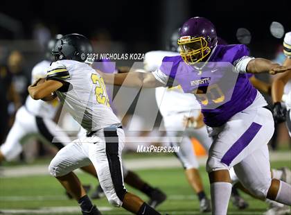 Thumbnail 3 in Lynwood vs. Firebaugh (Lynwood City Classic) photogallery.