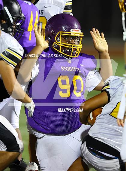Thumbnail 3 in Lynwood vs. Firebaugh (Lynwood City Classic) photogallery.