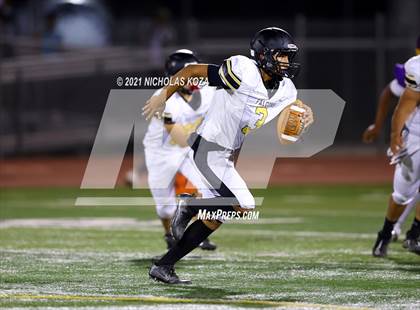 Thumbnail 2 in Lynwood vs. Firebaugh (Lynwood City Classic) photogallery.