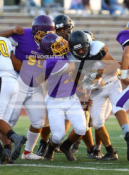 Thumbnail 1 in Lynwood vs. Firebaugh (Lynwood City Classic) photogallery.
