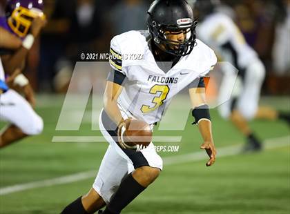 Thumbnail 2 in Lynwood vs. Firebaugh (Lynwood City Classic) photogallery.
