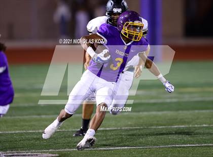 Thumbnail 3 in Lynwood vs. Firebaugh (Lynwood City Classic) photogallery.