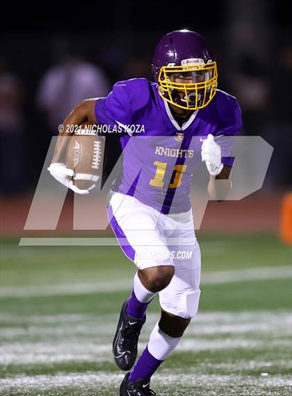 Thumbnail 3 in Lynwood vs. Firebaugh (Lynwood City Classic) photogallery.