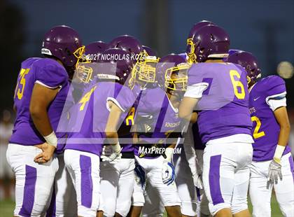 Thumbnail 1 in Lynwood vs. Firebaugh (Lynwood City Classic) photogallery.