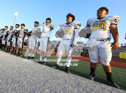 Thumbnail 2 in Lynwood vs. Firebaugh (Lynwood City Classic) photogallery.