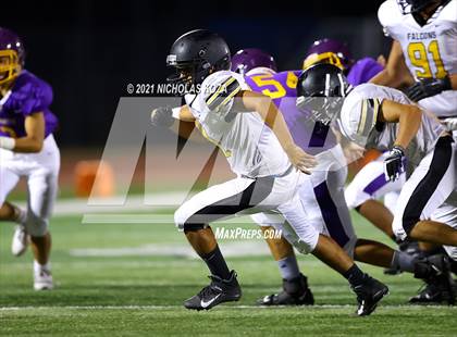 Thumbnail 3 in Lynwood vs. Firebaugh (Lynwood City Classic) photogallery.
