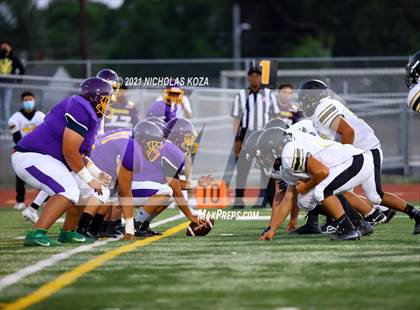 Thumbnail 1 in Lynwood vs. Firebaugh (Lynwood City Classic) photogallery.