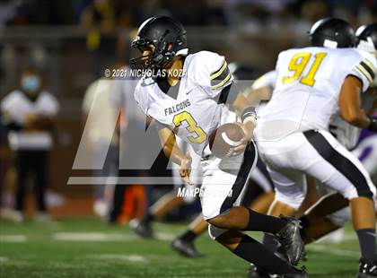 Thumbnail 2 in Lynwood vs. Firebaugh (Lynwood City Classic) photogallery.