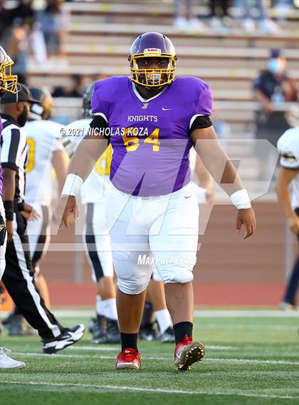 Thumbnail 2 in Lynwood vs. Firebaugh (Lynwood City Classic) photogallery.