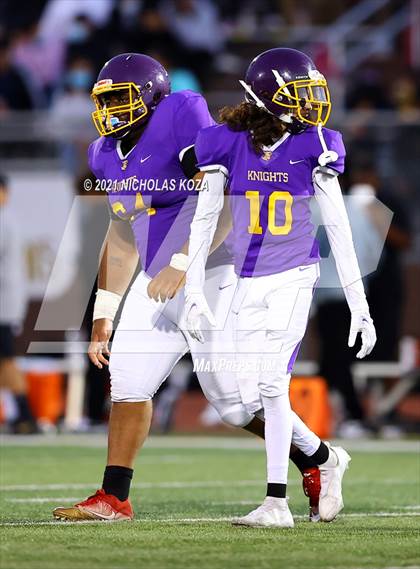 Thumbnail 2 in Lynwood vs. Firebaugh (Lynwood City Classic) photogallery.