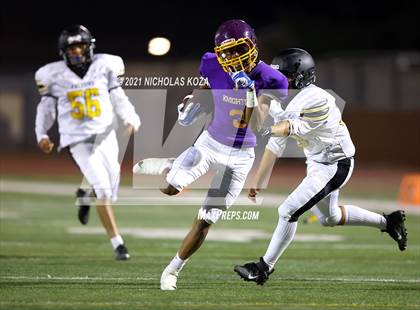 Thumbnail 2 in Lynwood vs. Firebaugh (Lynwood City Classic) photogallery.