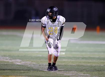Thumbnail 2 in Lynwood vs. Firebaugh (Lynwood City Classic) photogallery.