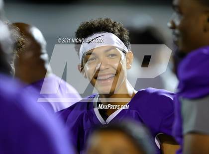 Thumbnail 1 in Lynwood vs. Firebaugh (Lynwood City Classic) photogallery.