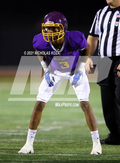 Thumbnail 1 in Lynwood vs. Firebaugh (Lynwood City Classic) photogallery.