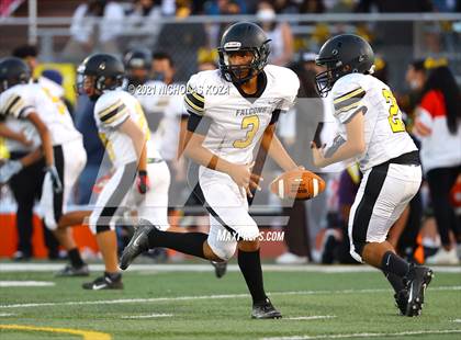 Thumbnail 1 in Lynwood vs. Firebaugh (Lynwood City Classic) photogallery.