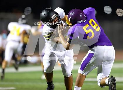 Thumbnail 1 in Lynwood vs. Firebaugh (Lynwood City Classic) photogallery.