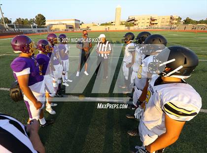 Thumbnail 2 in Lynwood vs. Firebaugh (Lynwood City Classic) photogallery.