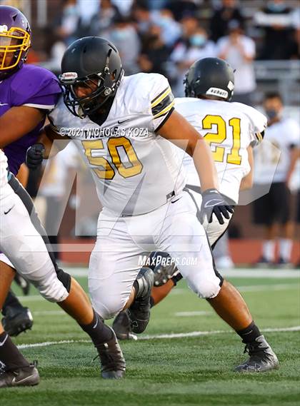 Thumbnail 3 in Lynwood vs. Firebaugh (Lynwood City Classic) photogallery.
