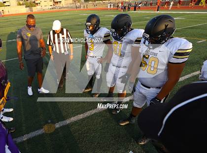 Thumbnail 2 in Lynwood vs. Firebaugh (Lynwood City Classic) photogallery.