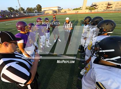 Thumbnail 1 in Lynwood vs. Firebaugh (Lynwood City Classic) photogallery.