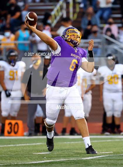 Thumbnail 3 in Lynwood vs. Firebaugh (Lynwood City Classic) photogallery.