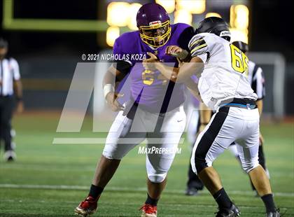 Thumbnail 2 in Lynwood vs. Firebaugh (Lynwood City Classic) photogallery.