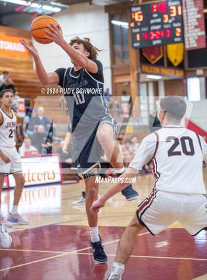 Thumbnail 3 in JSerra Catholic vs. Eastside Catholic (Torrey Pines Holiday Classic) photogallery.