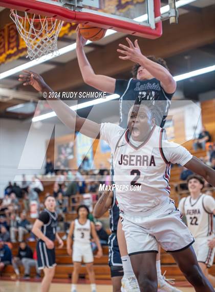 Thumbnail 3 in JSerra Catholic vs. Eastside Catholic (Torrey Pines Holiday Classic) photogallery.