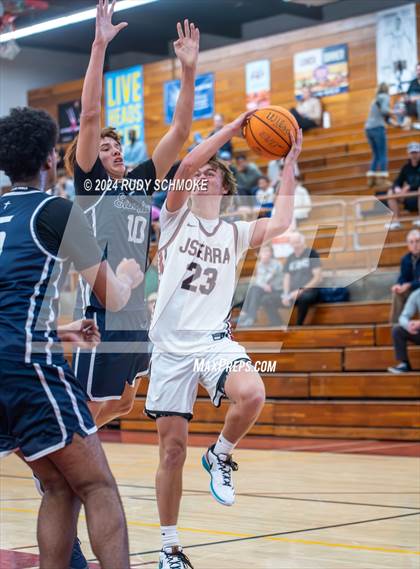 Thumbnail 2 in JSerra Catholic vs. Eastside Catholic (Torrey Pines Holiday Classic) photogallery.