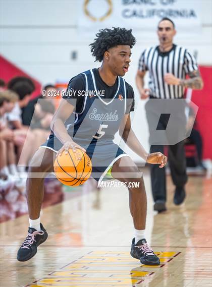 Thumbnail 3 in JSerra Catholic vs. Eastside Catholic (Torrey Pines Holiday Classic) photogallery.