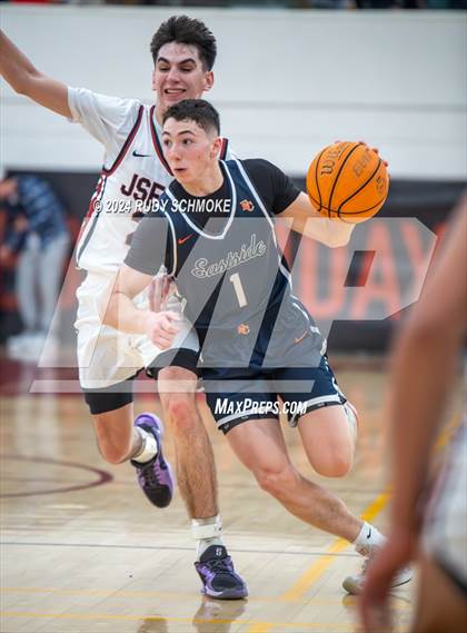 Thumbnail 1 in JSerra Catholic vs. Eastside Catholic (Torrey Pines Holiday Classic) photogallery.