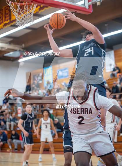 Thumbnail 1 in JSerra Catholic vs. Eastside Catholic (Torrey Pines Holiday Classic) photogallery.