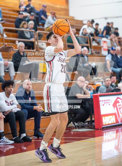 Thumbnail 3 in JSerra Catholic vs. Eastside Catholic (Torrey Pines Holiday Classic) photogallery.