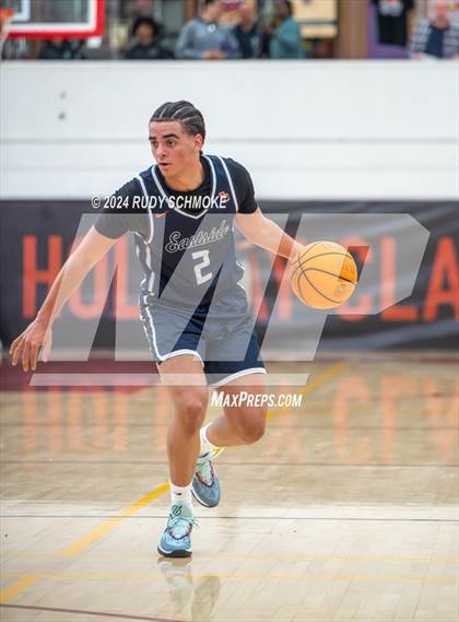 Thumbnail 3 in JSerra Catholic vs. Eastside Catholic (Torrey Pines Holiday Classic) photogallery.