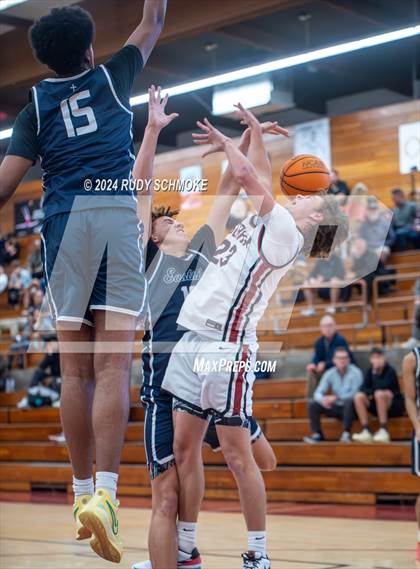 Thumbnail 3 in JSerra Catholic vs. Eastside Catholic (Torrey Pines Holiday Classic) photogallery.