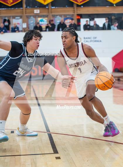 Thumbnail 3 in JSerra Catholic vs. Eastside Catholic (Torrey Pines Holiday Classic) photogallery.