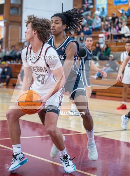 Thumbnail 2 in JSerra Catholic vs. Eastside Catholic (Torrey Pines Holiday Classic) photogallery.