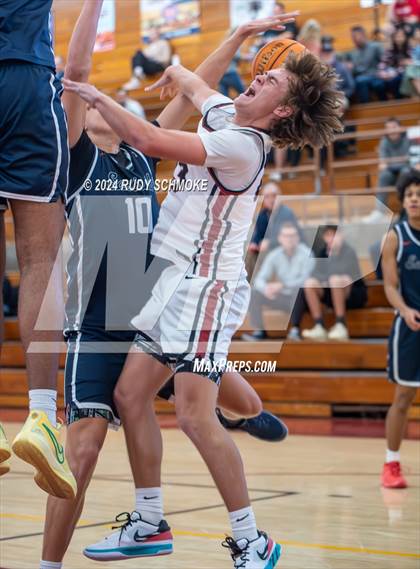 Thumbnail 1 in JSerra Catholic vs. Eastside Catholic (Torrey Pines Holiday Classic) photogallery.