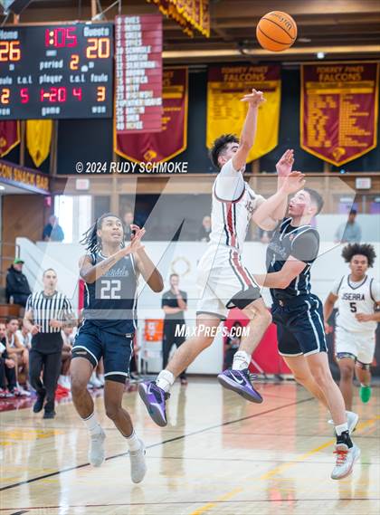 Thumbnail 2 in JSerra Catholic vs. Eastside Catholic (Torrey Pines Holiday Classic) photogallery.