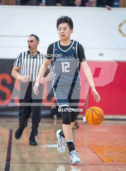 Thumbnail 3 in JSerra Catholic vs. Eastside Catholic (Torrey Pines Holiday Classic) photogallery.