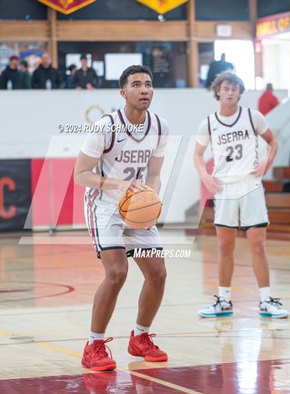 Thumbnail 1 in JSerra Catholic vs. Eastside Catholic (Torrey Pines Holiday Classic) photogallery.