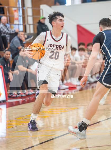 Thumbnail 1 in JSerra Catholic vs. Eastside Catholic (Torrey Pines Holiday Classic) photogallery.