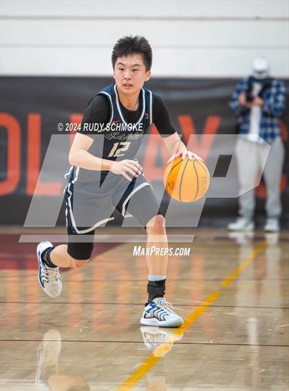 Thumbnail 1 in JSerra Catholic vs. Eastside Catholic (Torrey Pines Holiday Classic) photogallery.