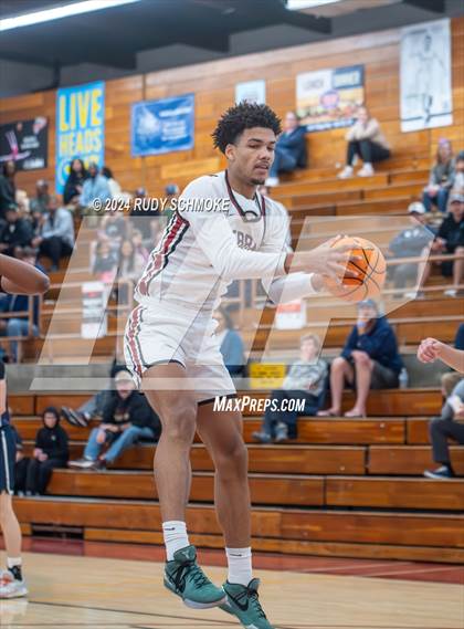 Thumbnail 1 in JSerra Catholic vs. Eastside Catholic (Torrey Pines Holiday Classic) photogallery.