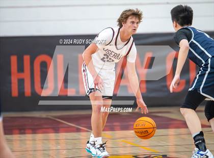 Thumbnail 3 in JSerra Catholic vs. Eastside Catholic (Torrey Pines Holiday Classic) photogallery.