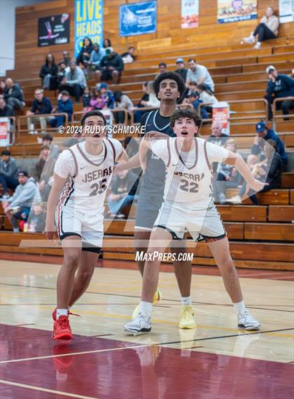 Thumbnail 1 in JSerra Catholic vs. Eastside Catholic (Torrey Pines Holiday Classic) photogallery.